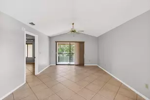 400 Club Cir, Boca Raton, FL 33487 - Photo 16