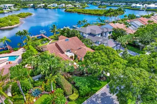 102 Victory Dr, Jupiter, FL 33477 - Photo 8