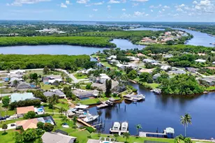 702 SE Adams Ct, Port Saint Lucie, FL 34984 - Photo 98