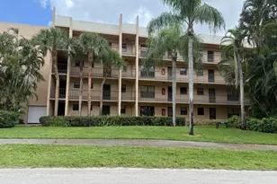 4760 Lucerne Lakes Blvd, Lake Worth, FL 33467 - Photo 1