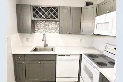 89 Saxony B #B, Delray Beach, FL 33446 - Photo 2