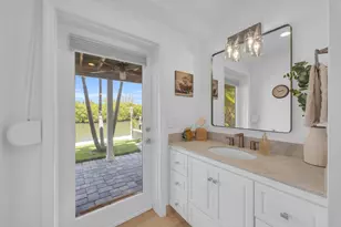 376 Live Oak Dr, Vero Beach, FL 32963 - Photo 24