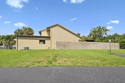 11063 Oakdale Road, Boynton Beach, FL 33437 - Photo 18