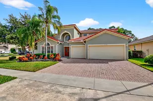 1282 Pebble Ridge Ln, West Palm Beach, FL 33411 - Photo 2