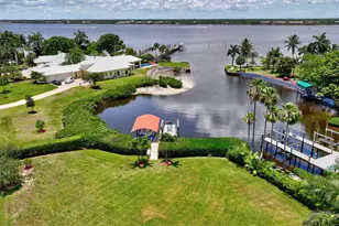 2660 NW Collins Cove Rd, Stuart, FL 34994 - Photo 96