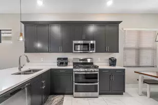 16070 Key Biscayne Ln, Westlake, FL 33470 - Photo 8