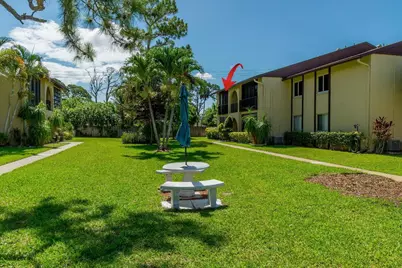 318 Pine Ridge Circle #C2, Greenacres, FL 33463 - Photo 4