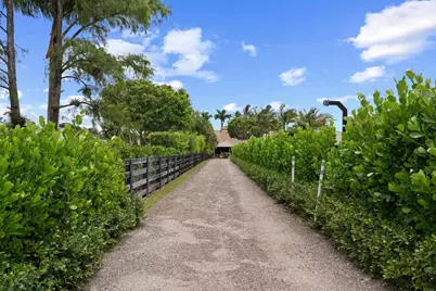 14410 Equestrian Way, Wellington, FL 33414 - Photo 4