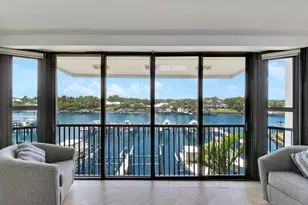 543 Bay Colony Dr N, Juno Beach, FL 33408 - Photo 1