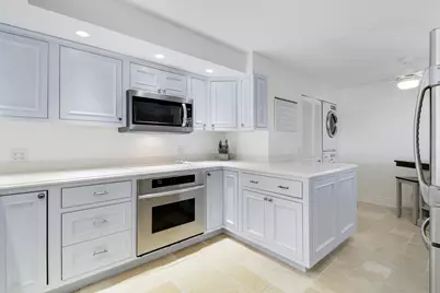 543 Bay Colony Drive N #Slip 8, North Palm Beach, FL 33408 - Photo 18