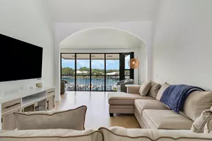 543 Bay Colony Dr N, Juno Beach, FL 33408 - Photo 10