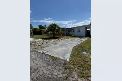 2023 St. Lucie Boulevard, Fort Pierce, FL 34946 - Photo 2