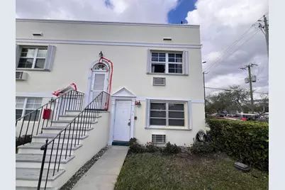 101 S Golfview Road #1, Lake Worth Beach, FL 33460 - Photo 1