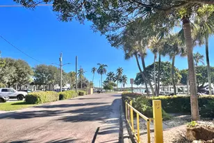 101 S Golfview Rd, Lake Worth Beach, FL 33460 - Photo 26