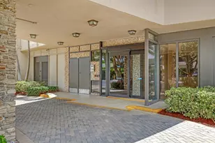 4200 N Ocean Dr, Singer Island, FL 33404 - Photo 40