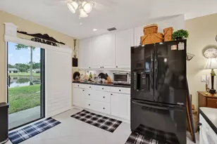5707 Parkwalk Cir E, Boynton Beach, FL 33472 - Photo 18