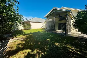 2014 Normandy Cir, West Palm Beach, FL 33409 - Photo 2