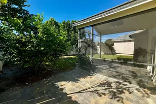 2014 Normandy Cir, West Palm Beach, FL 33409 - Photo 4