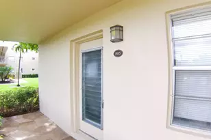865 Flanders S, Delray Beach, FL 33484 - Photo 4
