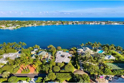 748 Island Drive, Palm Beach, FL 33480 - Photo 14