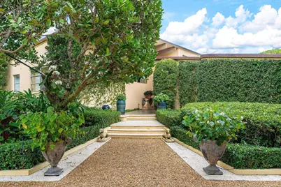 748 Island Drive, Palm Beach, FL 33480 - Photo 16
