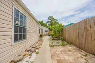 5722 Dewberry Way, West Palm Beach, FL 33415 - Photo 2