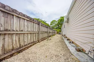 5722 Dewberry Way, West Palm Beach, FL 33415 - Photo 8