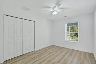2205 S 33rd S St, Fort Pierce, FL 34947 - Photo 18
