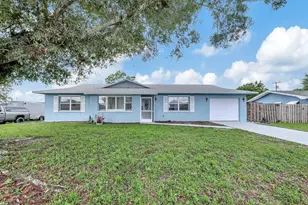 1124 SE Ladner St, Port Saint Lucie, FL 34983 - Photo 2