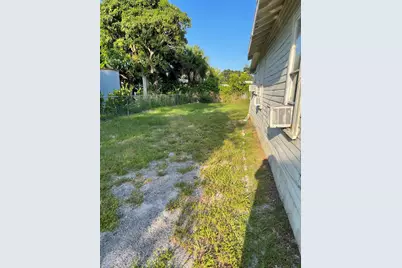 1610 N 14th Street, Fort Pierce, FL 34950 - Photo 14