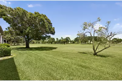 12870 Briarlake Drive #106, Palm Beach Gardens, FL 33418 - Photo 32