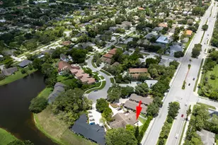 1672 Hawthorne Pl, Wellington, FL 33414 - Photo 22