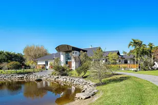 8549 Surrey Ln, Boca Raton, FL 33496 - Photo 6