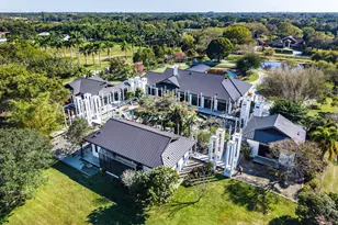 8549 Surrey Ln, Boca Raton, FL 33496 - Photo 16