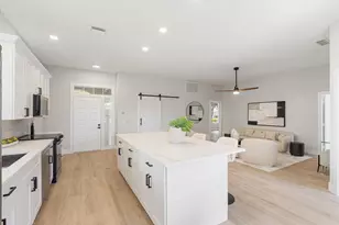 1082 Bedford Ave, West Palm Beach, FL 33403 - Photo 14