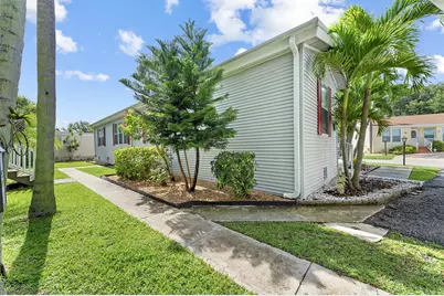 2555 Pga Boulevard #55, Palm Beach Gardens, FL 33410 - Photo 6