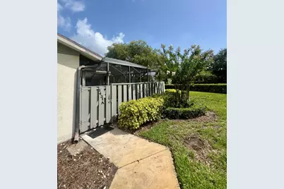 1431 Captains Walk #17, Fort Pierce, FL 34950 - Photo 18