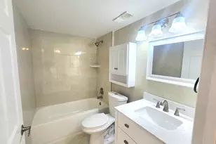 3178 Via Poinciana 402, Lake Worth, FL 33467 - Photo 14