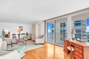 5480 N Ocean Dr, Singer Island, FL 33404 - Photo 10