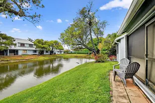 3981 Island Club Cir W, Lantana, FL 33462 - Photo 24