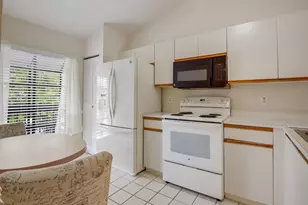 3340 Lucerne Park Dr, Greenacres, FL 33467 - Photo 6