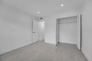 3373 Lucerne Park Dr, Greenacres, FL 33467 - Photo 20