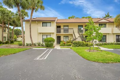 3373 Lucerne Park Drive, Greenacres, FL 33467 - Photo 2