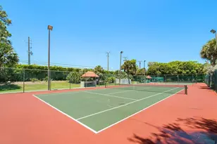 103 Half Moon Cir, Hypoluxo, FL 33462 - Photo 42