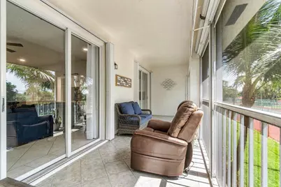 103 Half Moon Circle #E2, Hypoluxo, FL 33462 - Photo 22