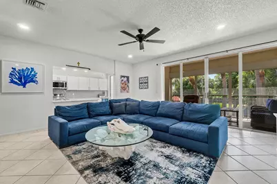 103 Half Moon Circle #E2, Hypoluxo, FL 33462 - Photo 4