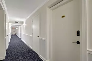 1206 S Lake Dr, Lantana, FL 33462 - Photo 2