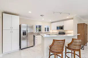 369 Valley Forge Rd, West Palm Beach, FL 33405 - Photo 8