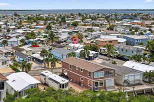 559 Nettles Blvd, Hutchinson Island, FL 34949 - Photo 32