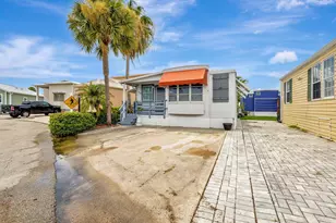 559 Nettles Blvd, Hutchinson Island, FL 34949 - Photo 6